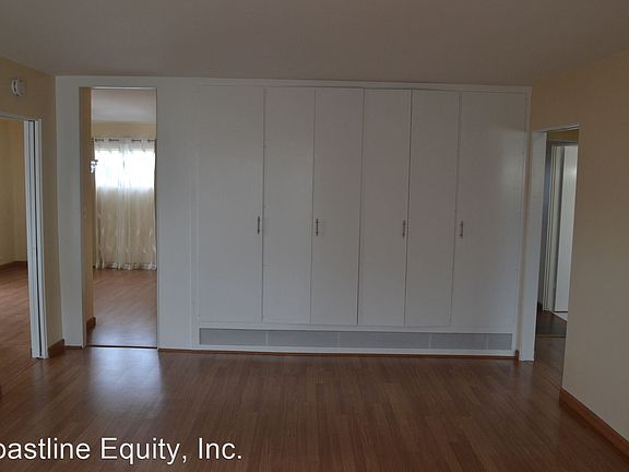 5th image of 725 W 16th St #8509603