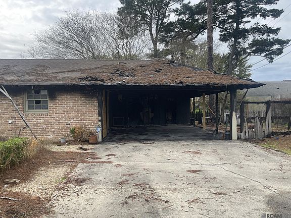 4th image of 5087 Sweetbriar St