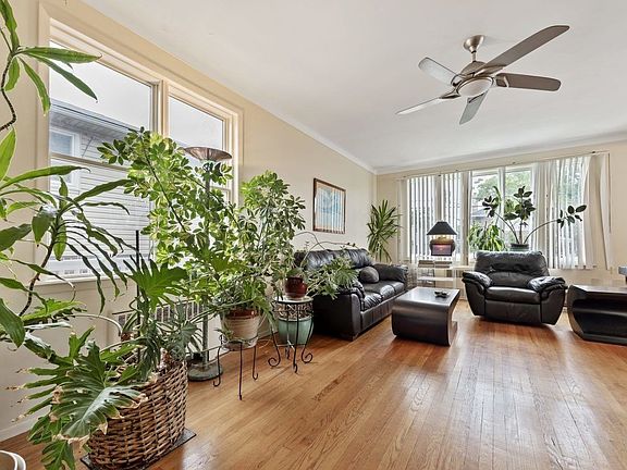 2nd image of 452 Beach 139 St