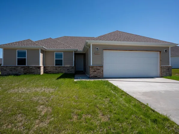 1385 W Maurice St, Bolivar, MO 65613