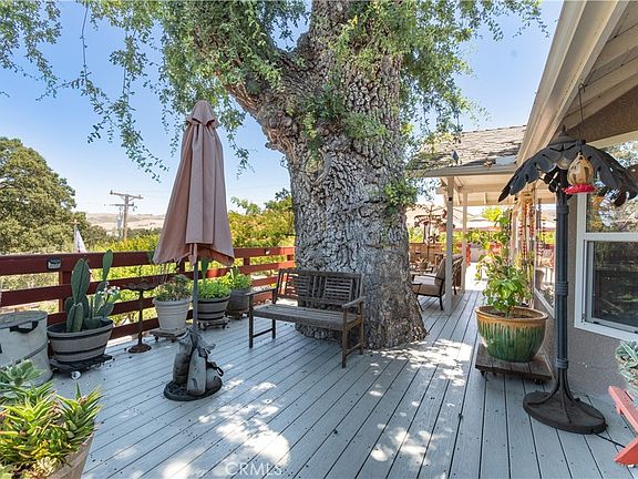 2nd image of 7405 Castano Ave