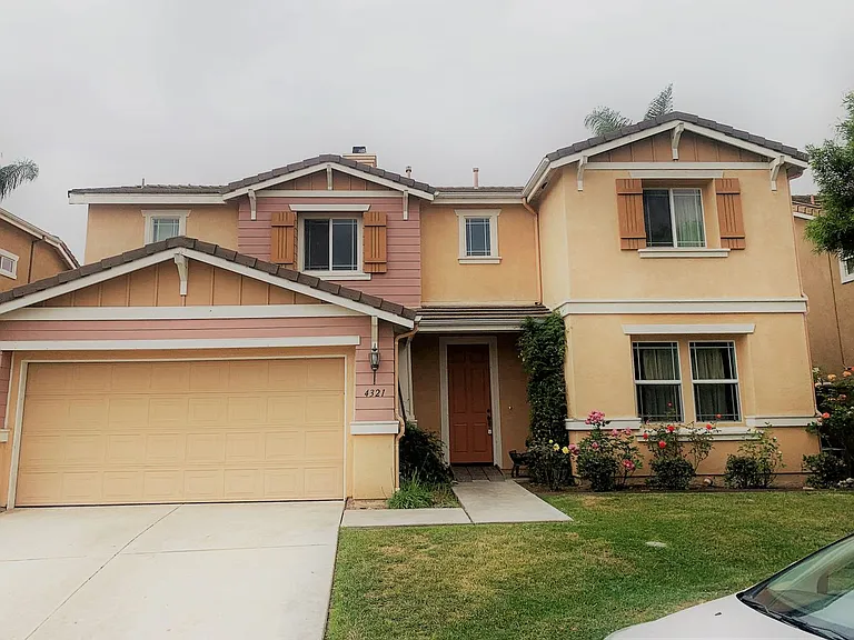 4321 Saddlehorn Way — Photo 1