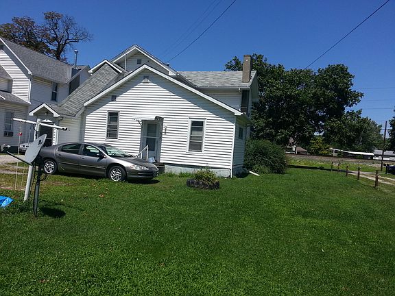 4th image of 138-138.5 Birch Street #Duplex