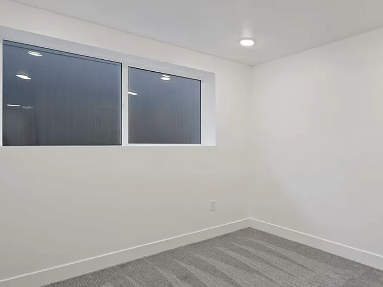 2550 Orchard Ave — Photo 10