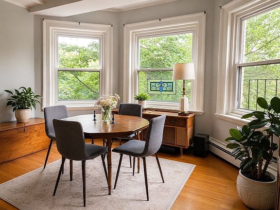 3rd image of 344 Tappan St APT 2