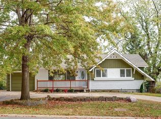7811 NW Avalon St, Kansas City, MO 64152