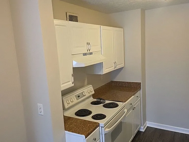 4816 Andalusia Ln — Photo 11