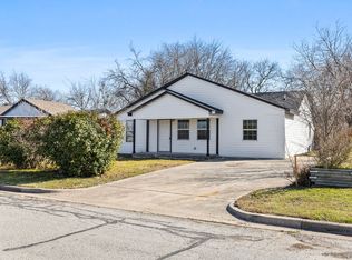 7813 Corina Dr, White Settlement, TX 76108