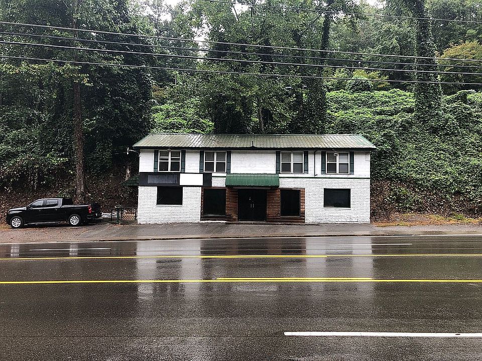 2nd image of 1039 East Pkwy
