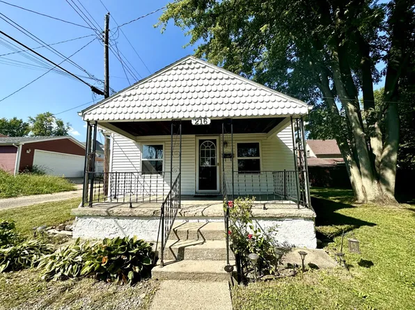 216 W 6th St, Rushville, IN 46173