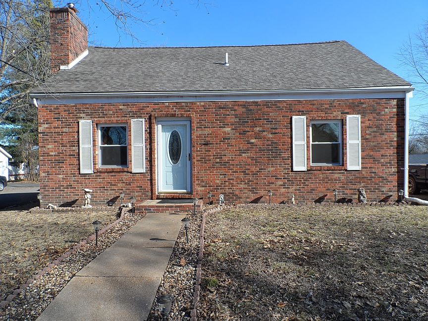 20 N High St, Smithton, IL 62285 Zillow