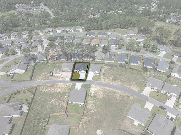 3rd image of 630 Whitetail Ln