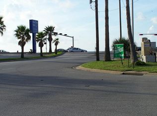 4504 Fort Crockett Blvd APT B, Galveston, TX 77551
