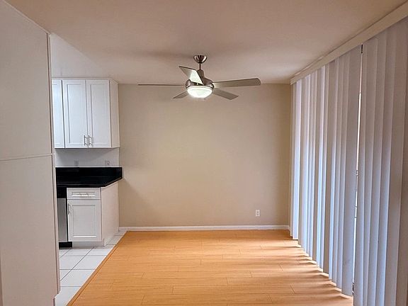 5th image of 11677-11683 Goshen Ave #11677-107
