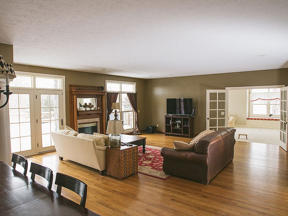 1st image of 10835 Westridge Way