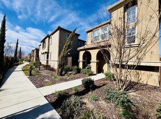 4722 Ocean Ln, Elk Grove, CA 95757