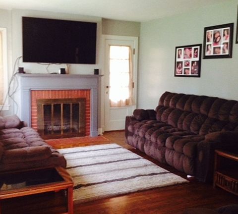 Living room with fireplace