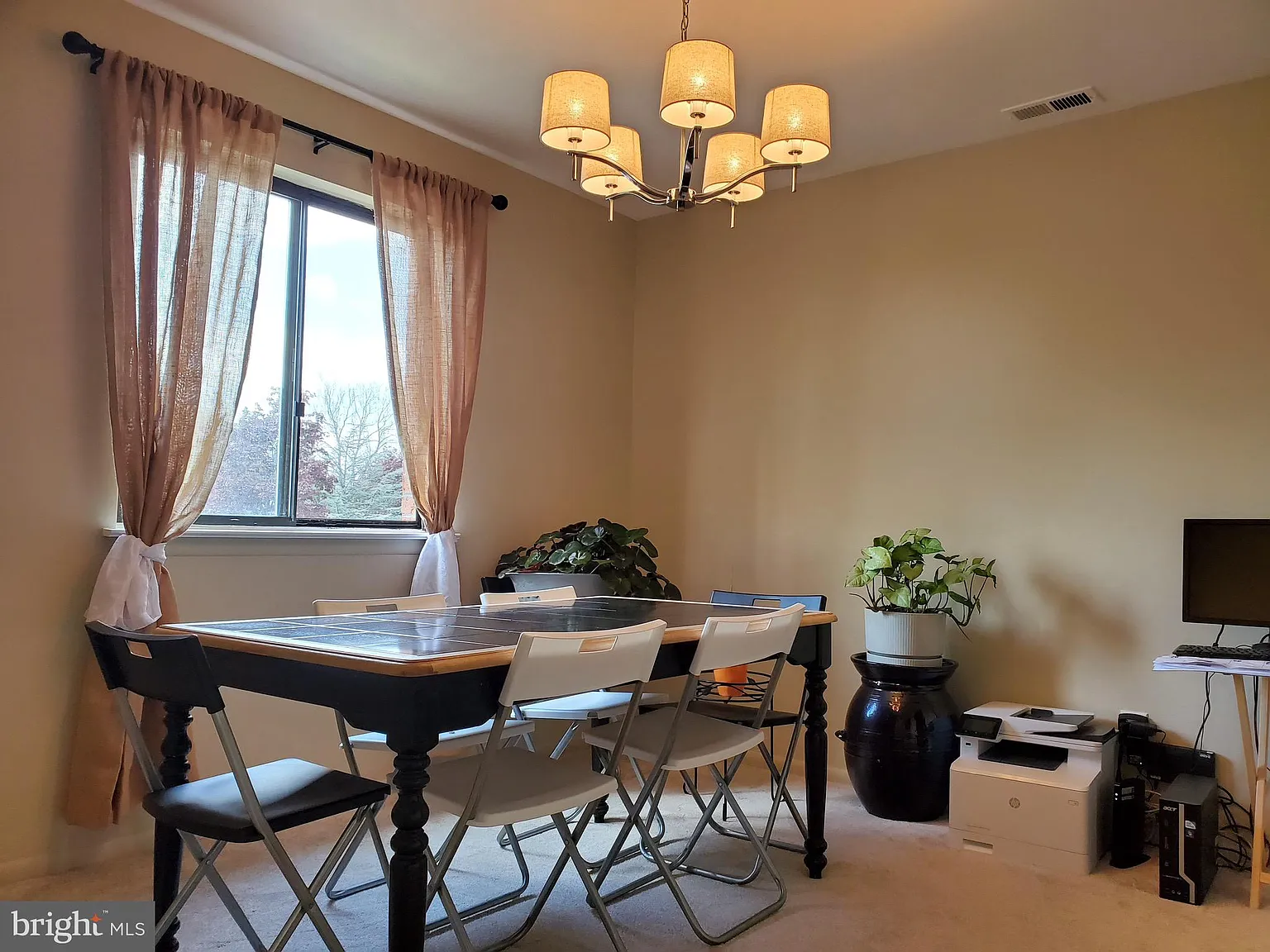 Catonsvile Gatew — Photo 4