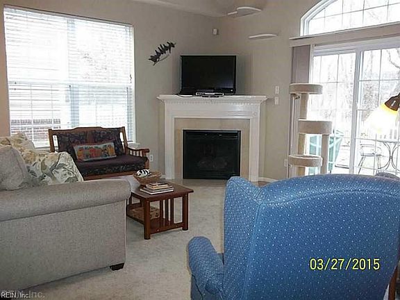 4th image of 3026 Silver Charm Cir