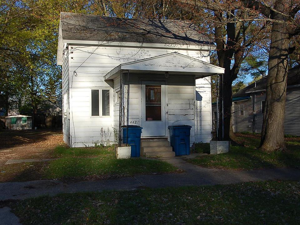 1st image of 442 Boon St