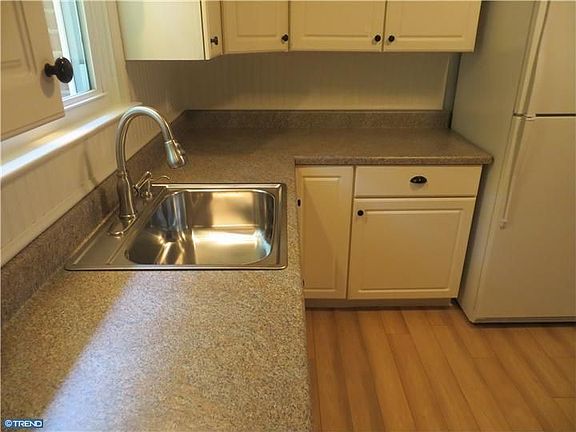 5th image of 4206 Harris Pl