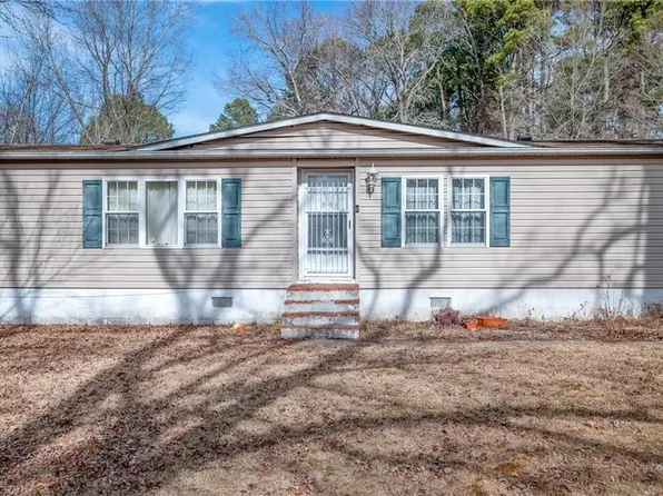 8633 Guinea Rd, Hayes, VA 23072