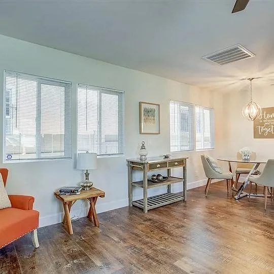 4475 Orange Ave — Photo 5