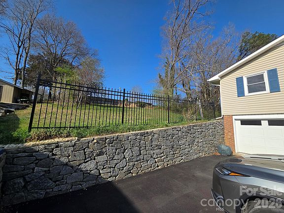 4th image of 106 Shelly Dr