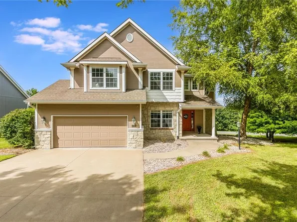 4703 Huntsboro Ct, Saint Joseph, MO 64506