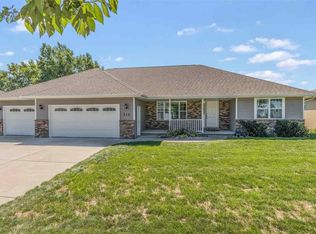 715 Vanguard Way, Green Bay, WI 54313