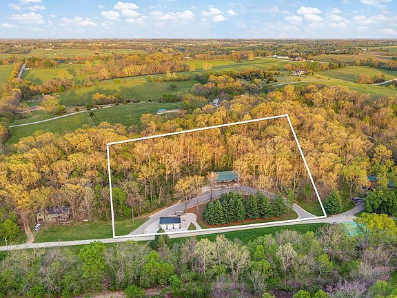 3rd image of 186 Bristlecone Drive