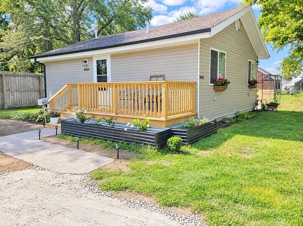 4905 Argonne Pl, Sylvania, OH 43560