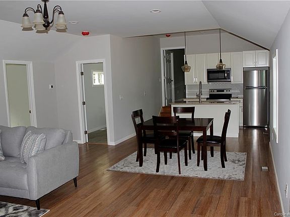 3rd image of 350 Stoney Mountain Road Point #120