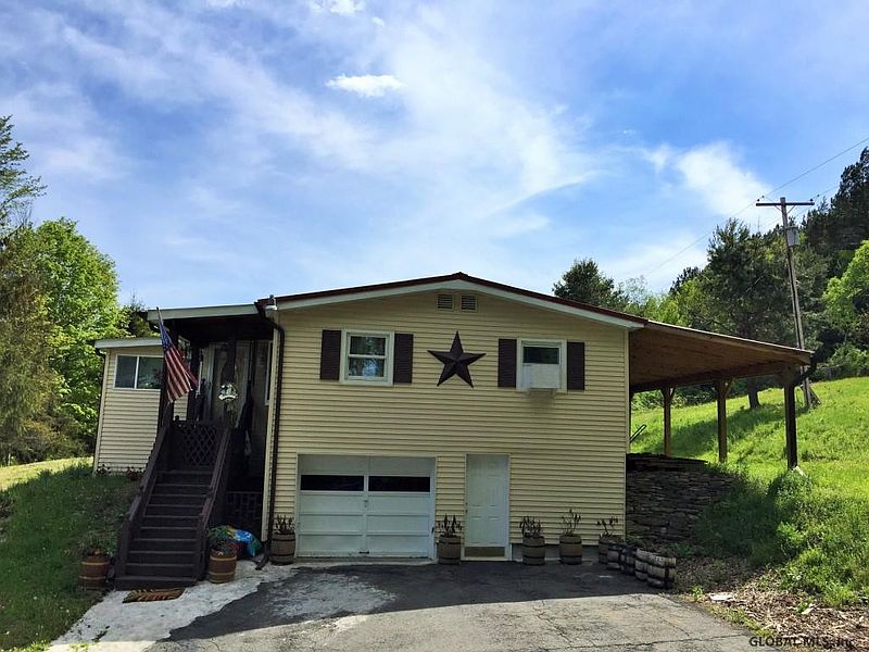 2nd image of 225 CHARLOTTE VALLEY Road