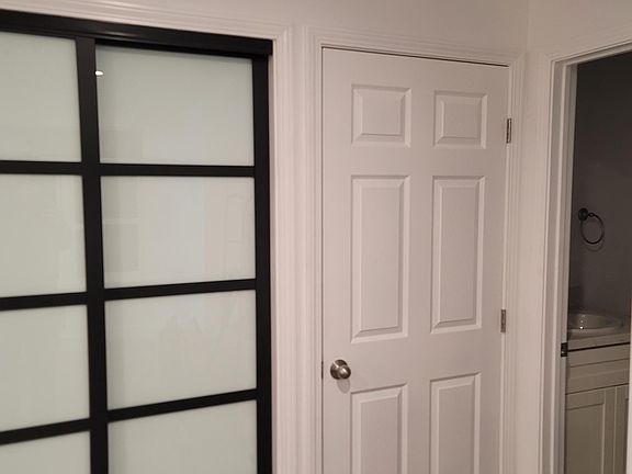 4th image of 2441 K St