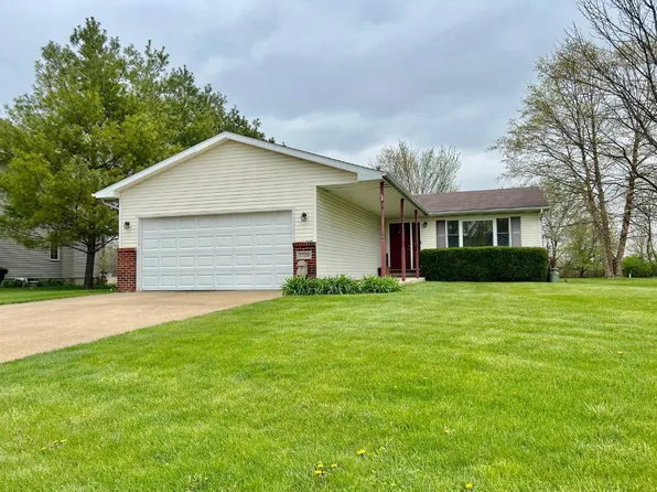 1721 Amber Dr, Hobart, IN 46342