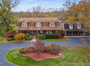 7496 Leonard St, Coopersville, MI 49404
