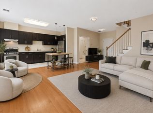 25 Duncan Ave APT 211, Jersey City, NJ 07304