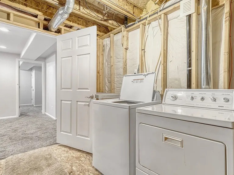 Shared utility room, washer/dryer, storage