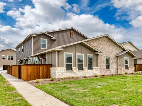 601 Harvest Moon Dr, Venus, TX 76084