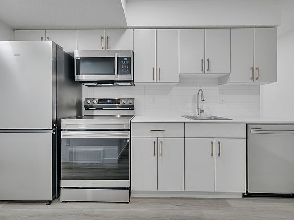 3rd image of 1235 Keswick Dr SW #4B