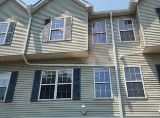 18 Carmella Ct #18, Newark, NJ 07104