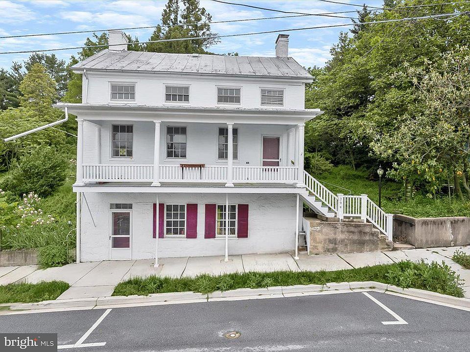 1st image of 39 N Main St
