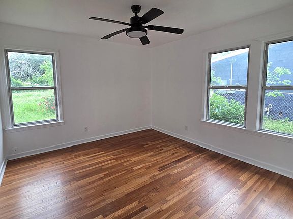 2nd image of 647 KASHMUIR PL