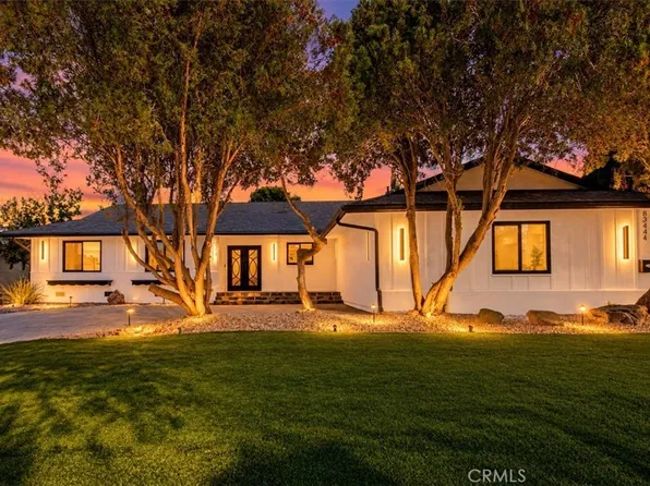 8346 Moorcroft Ave, Canoga Park, CA 91304