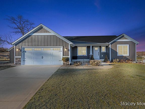 5th image of 11791 Crystal Ridge Dr NE