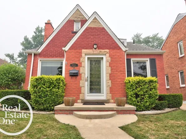 15560 McLain Ave, Allen Park, MI 48101