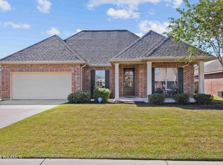 104 Bayou Des Glaises Rd, Broussard, LA 70518