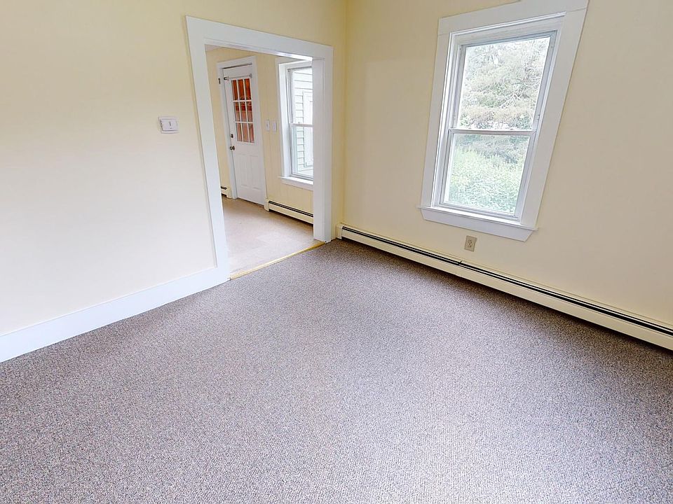 134 Caswell St 1R, East Taunton, MA 02718 Zillow