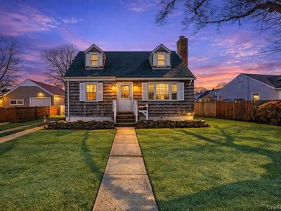 303 Kansas Street, Lindenhurst, NY, 11757